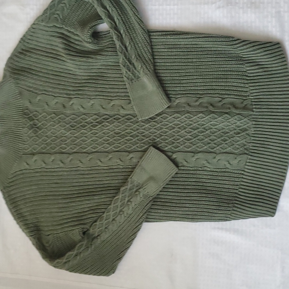 Aerie green cable knit vneck pullover sweater size XS - Picture 8 of 16